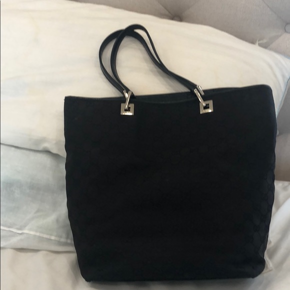 gucci black tote
